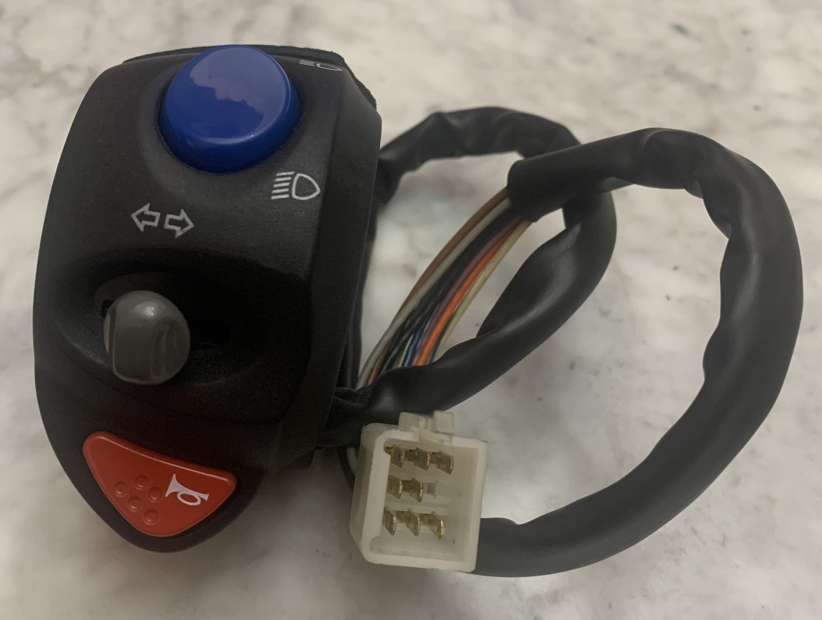 Piña Izquierda Peugeot Elystar 125